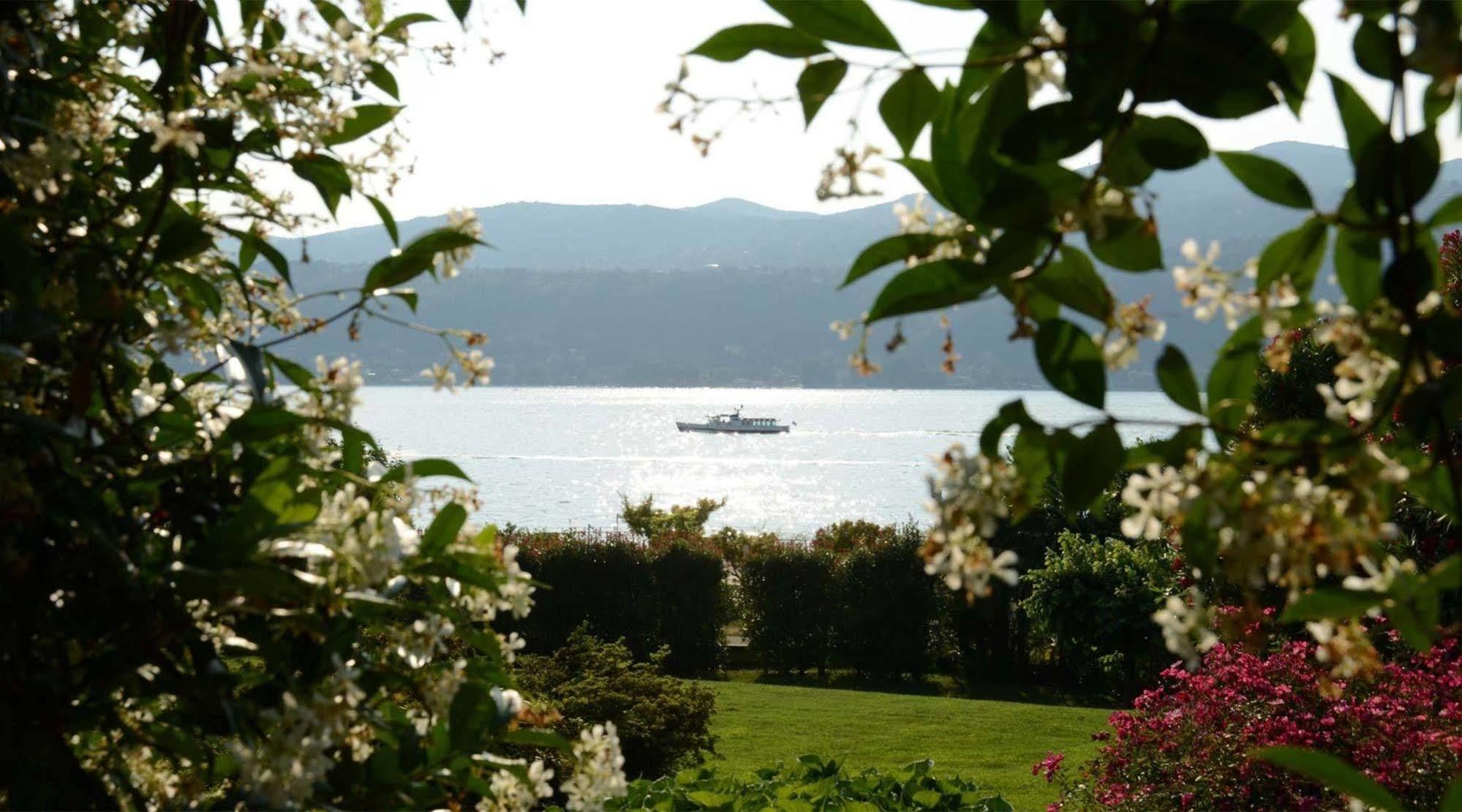 Il Sole Di Ranco Hotel ภายนอก รูปภาพ