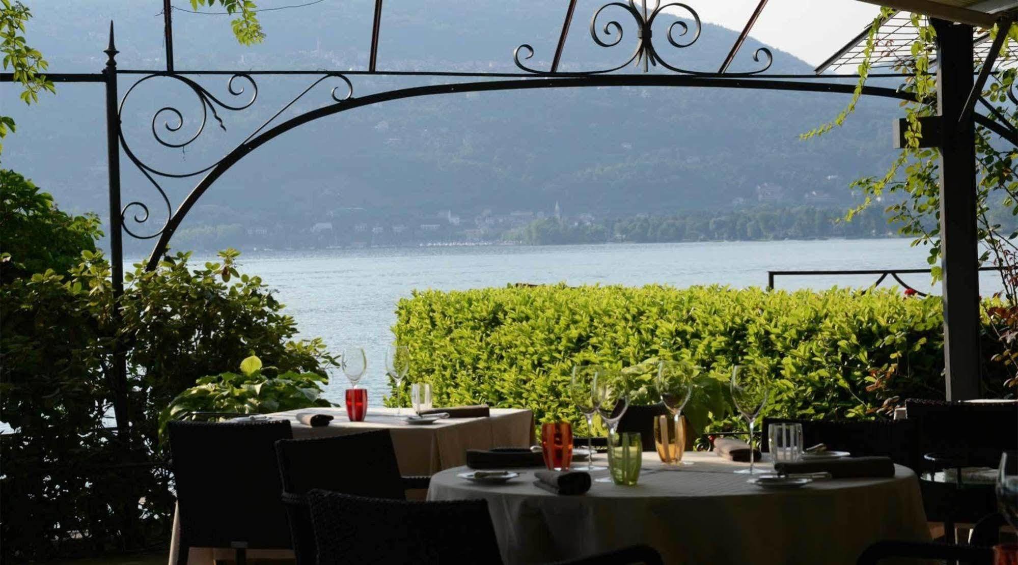 Il Sole Di Ranco Hotel ภายนอก รูปภาพ
